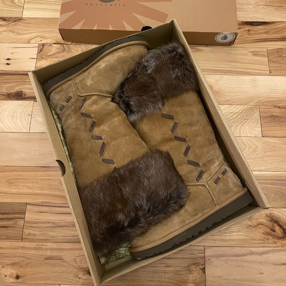 UGG BOOTS